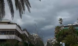 Ultima domenica di luglio con pioggia e allerta sulle coste ma &egrave; in arrivo nuova ondata di calore