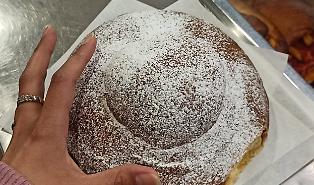 Addio alla Pasticceria Miraglia di Aci Sant'Antonio: dopo 40 anni chiude lo storico locale della tavola calda extralarge