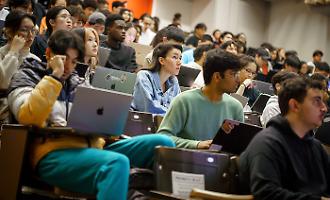 Google punta su Catania: l'ateneo siciliano tra i quattro poli nazionali per la ricerca sull'intelligenza artificiale