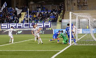 Il Catania perde un'occasione, il Siracusa resta a galla: cosa ci ha detto il derby infinito