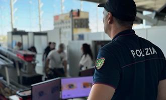 Telecamere e Packtrack lo incastrano: denunciato un sessantenne per un furto in aeroporto