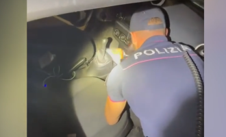 Viale Libert&agrave;, la polizia arresta un pusher "in trasferta": auto carica di dosi