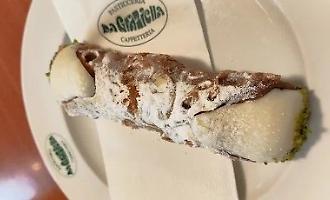 Cannoli, arancini e sacrifici: 40 anni di dolcezza a Basilea