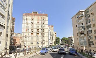 Catania, ancora spari nella notte: danneggiato un immobile in via Pisacane, trovati altri bossoli per terra