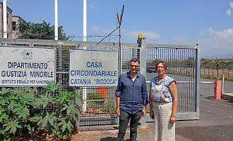 Lanciati 23 cellulari nel carcere di Bicocca per i detenuti dell'alta sicurezza. Barbagallo (Pd): &laquo;Permeabilit&agrave; preoccupante&raquo;