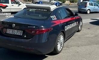 Gli rubano l'auto e gli chiedono 600 euro come cavallo di ritorno, giovane denuncia e fa arrestare il ladro