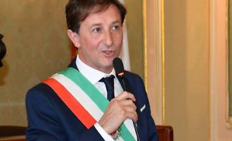 Caputo, solidariet&agrave; bipartisan: &laquo;Un gesto vile e inaccettabile&raquo;