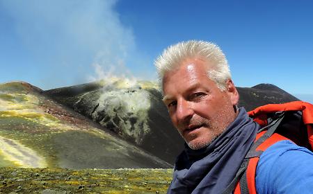 Conoscere l'Etna per non temerlo: il vulcanologo Behncke contro le fake news