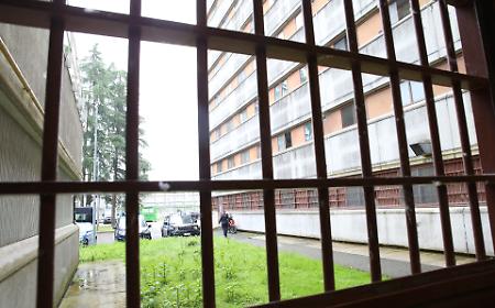 La salma di Nitto Santapaola verso la cremazione a Milano: su TikTok "fioriscono" gli omaggi