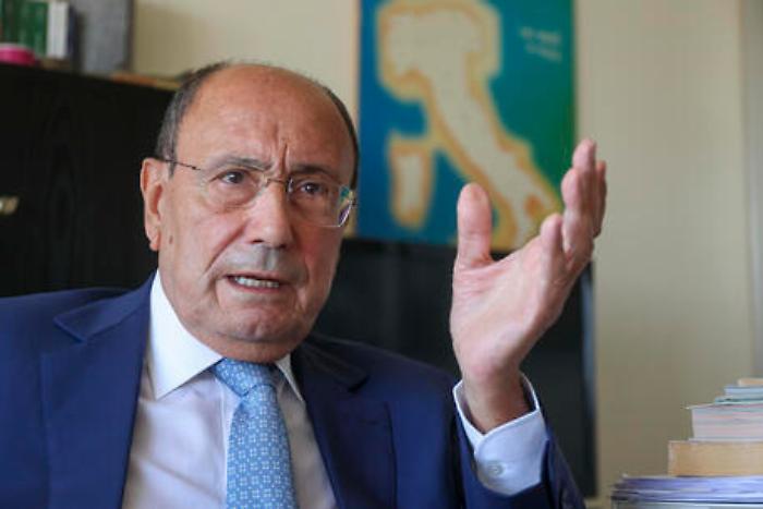 ++ Schifani, aumenti Ita dopo protesta, Sicilia è serie B ++