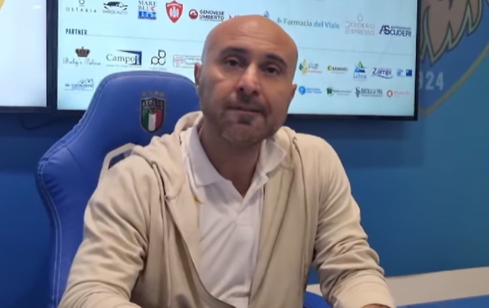 Acireale nel caos, il "folle" dopo gara costa cinque giornate di squalifica al tecnico Marco Coppa