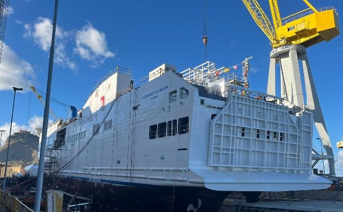 Cantieri navali di Palermo: via libera a Fincantieri dalla Regione, parte la costruzione di un secondo traghetto