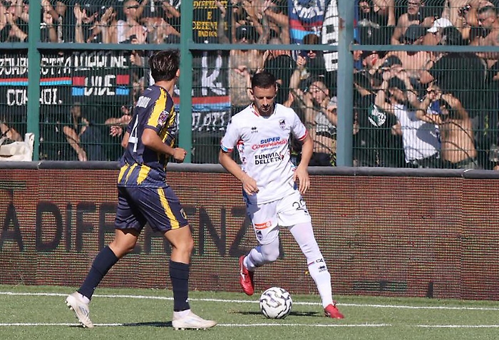 Giugliano-Catania: la diretta della partita