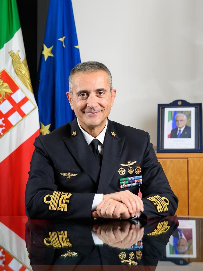 L'ammiraglio Sergio Liardo da Catania al Comando generale della Guardia Costiera: «Il mare va rispettato»