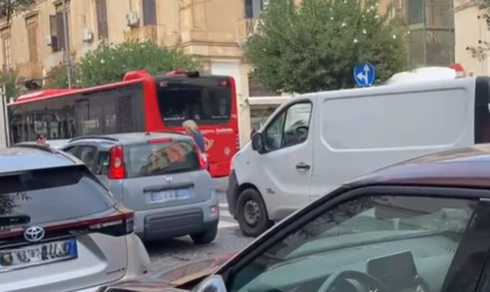 Caos traffico: automobilisti bloccati verso Ortigia e viabilità in tilt