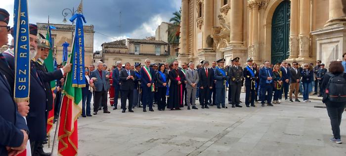 Ragusa, celebrato il IV novembre