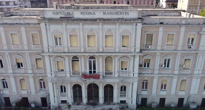 Gara per la riqualificazione dell&rsquo;ex ospedale Regina Margherita: 11 milioni per il padiglione 10, monta la polemica sulla destinazione