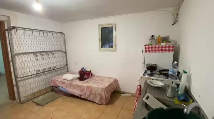 Case per la prostituzione e “servizi extra” a pagamento: 4 indagati colpiti da misura cautelare