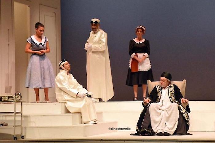 Teatro Naselli a Comiso, la nuova stagione apre con "Il malato immaginario"