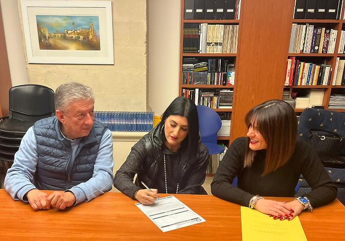 Ispica, la consigliera Denaro aderisce a Forza Italia