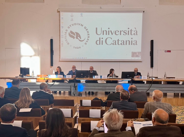 Il passaggio generazionale dei patrimoni familiari: tra profili fiscali e clausole  cosa c'è da sapere 