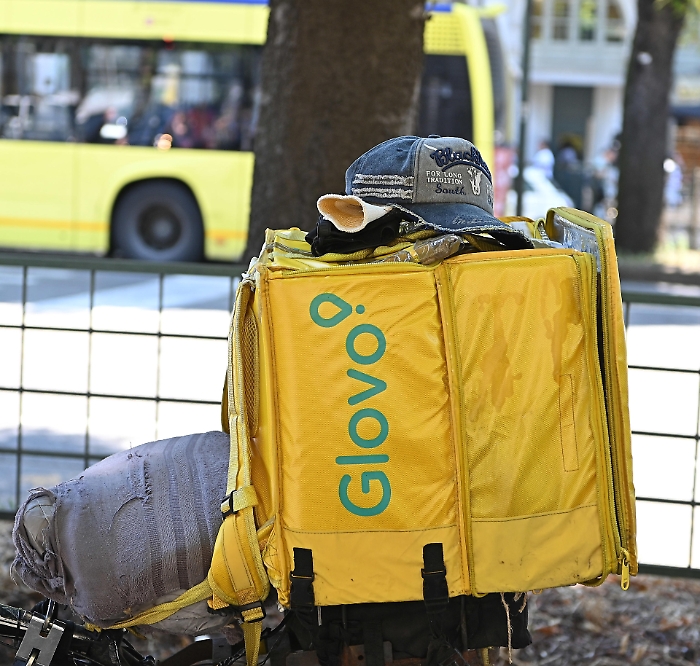 «Manca una valutazione sui rischi», giudice accoglie il ricorso dei rider di Palermo e Trapani contro Glovo