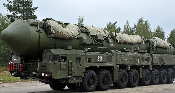 Raid di Mosca su vasta scala con i missili Oreshnik contro infrastrutture ucraine dopo il presunto attacco alla residenza di Putin