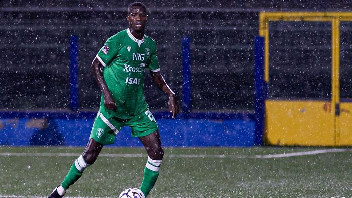 Il Siracusa saluta Racine Ba: ha firmato con il Cosenza