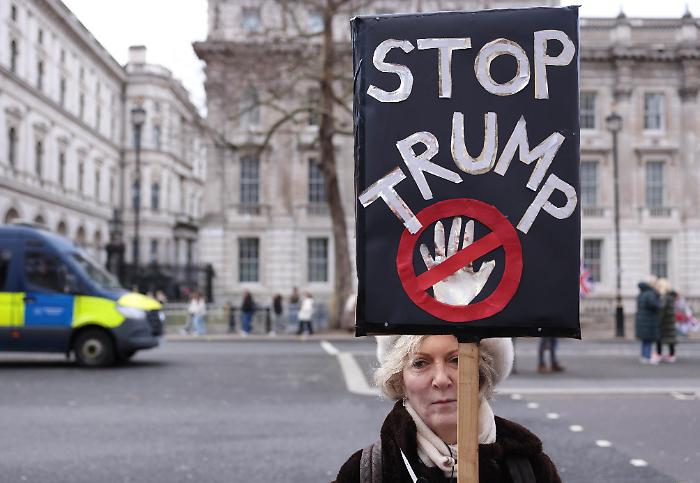 La Gran Bretagna tratta con gli alleati per inviare forze militari in Groenlandia 