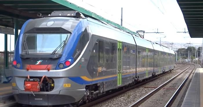 Festa finita: chiude l'anno della Cultura e Trenitalia cancella il diretto delle 7:48. La Cgil: "Scelta inaccettabile"