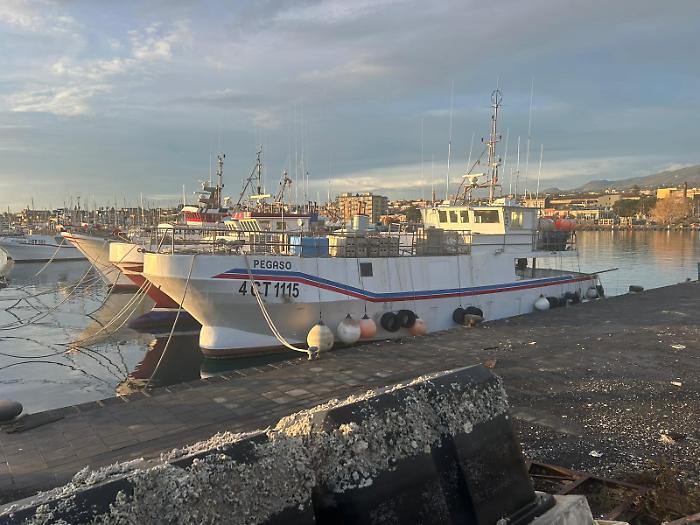 Riposto, marted&igrave; la consegna del primo bacino: il Porto dell'Etna torna rifugio sicuro per la pesca