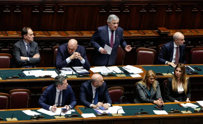 &laquo;Sull'orlo dell'abisso&raquo;: il governo italiano tra guerra in Iran e paura dell'escalation nucleare