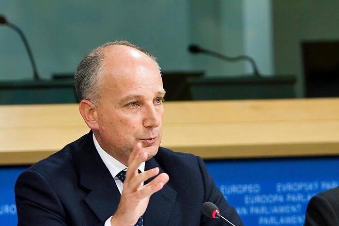 L'ultimo scandalo nella sanit&agrave;, una malattia incurabile