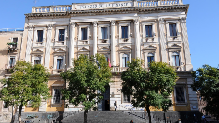Una chiesa, due terremoti, un palazzo della polizia: quello che Catania ha dimenticato senza saperlo