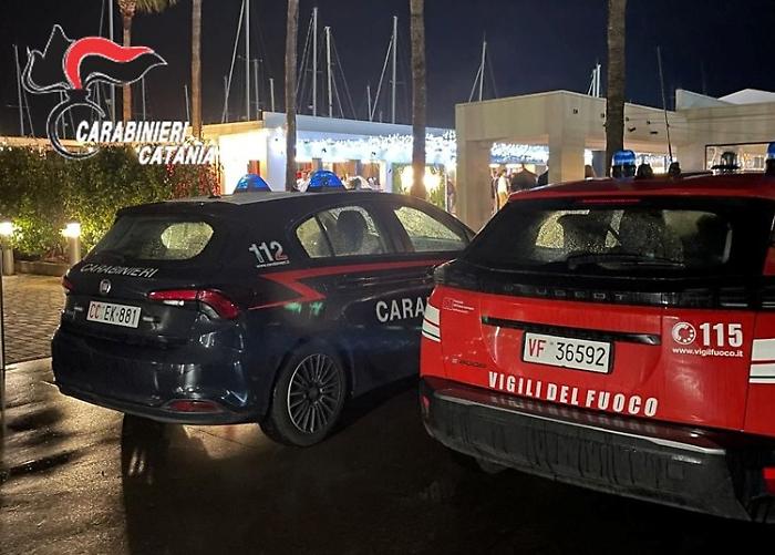 Vie di fuga non sicure e non ben segnalate in un bar-ristorante: un denunciato