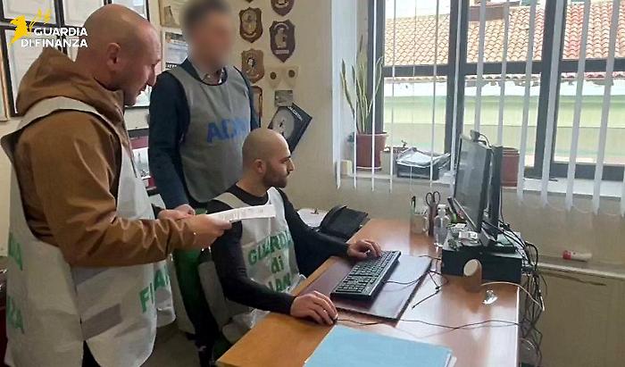 Scommesse su siti esteri non autorizzati, sequestrate due sale a Catania: in tre mesi raccolte "giocate" per 350mila euro