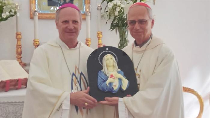 L'arcivescovo Lomanto scrive al Papa: &laquo;Fermare il delirio di onnipotenza&raquo;