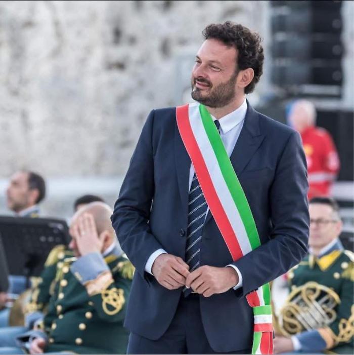 &laquo;Noi non ci fermiamo&raquo;: il Sindaco Italia a fianco del Siracusa Calcio