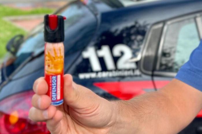 Catania, spray al peperoncino spruzzato senza motivo scatena il panico da Ikea 