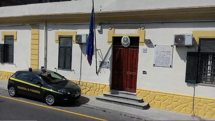 Sfruttamento nei distributori: 27 lavoratori in nero, 31 irregolari e sanzioni da capogiro a Barcellona Pozzo di Gotto