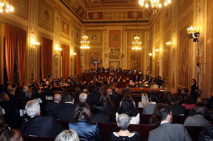 Ars, schiaffo da 400 mila euro alla Casta: bocciati gli aumenti per i presidente delle ex Province 