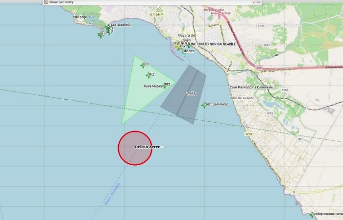 Allarme a mare: a 3,5 miglia da Mazara del Vallo rinvenuta carcassa di un velivolo della Seconda guerra mondiale