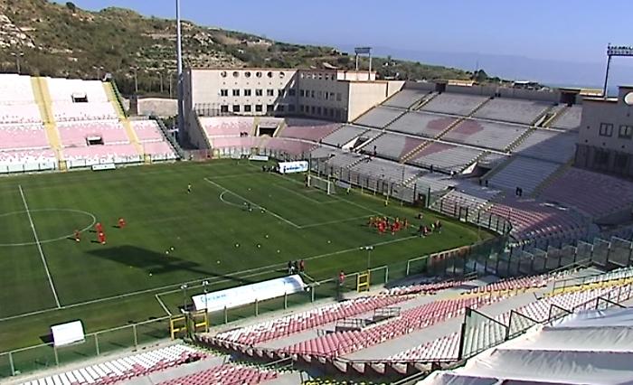 Niente stadio, salta l'amichevole e il Messina "attacca" il Comune