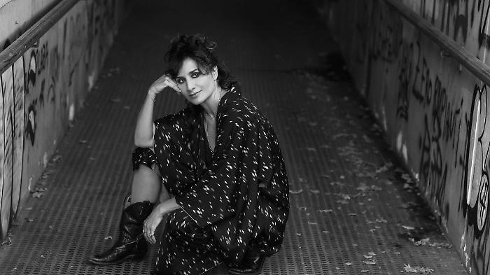 Chiara Civello sull'Etna: quintetto acustico in viaggio tra jazz, bossa nova e soul