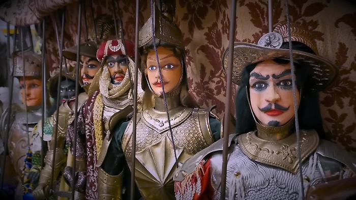 "Guerrin Meschino" , l'Opera dei Pupi al Cinema e Spettacoli sotto il Vulcano"
