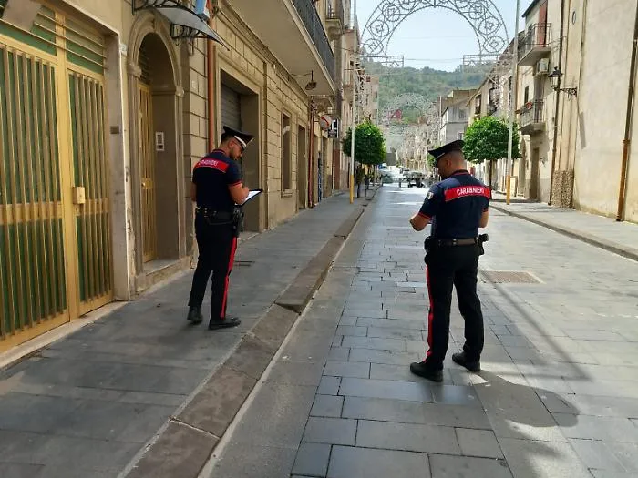 San Michele di Ganzaria: rissa tra quattro persone sfocia in un accoltellamento, due feriti