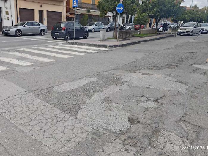 Taormina, le strade di Trappitello necessitano di maquillage