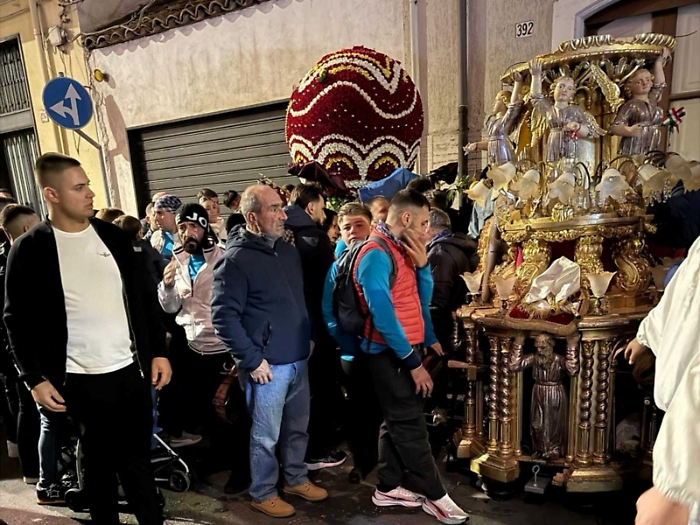 L'arcivescovo sferza Patern&ograve;: &laquo;Gli atti d&rsquo;affidamento recitati solo da uomini di Chiesa&raquo; 