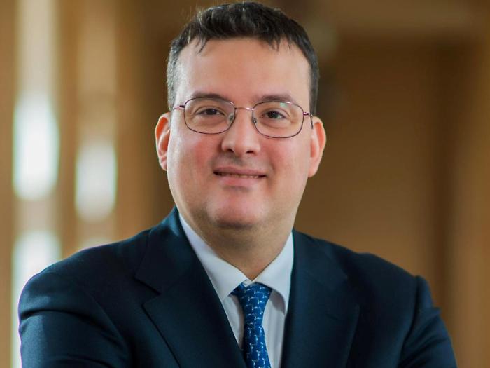 Roberto De Meo, il giramondo messinese arrivato ai vertici di Visa Inc.:  e oggi le sue responsabilit&agrave; coprono circa 90 paesi 