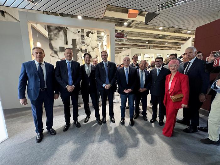 Il vino nuovo motore del turismo: &laquo;Sicilia seconda solo alla Toscana&raquo;